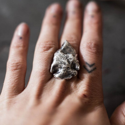 Alaska - Statement Arrow Ring