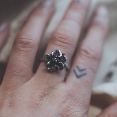 Nikita - Flower Ring (7.5)