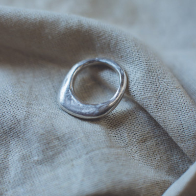 Mae - Chunky Simple Silver Ring