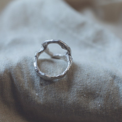 Petra - Molten Circle Ring