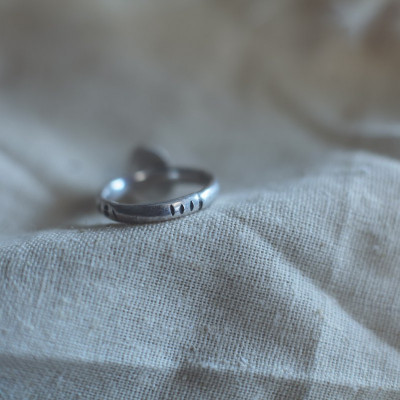 Ena - Green Sea Glass Silver Ring