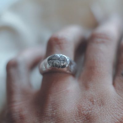 Arden - Leaf Signet Ring