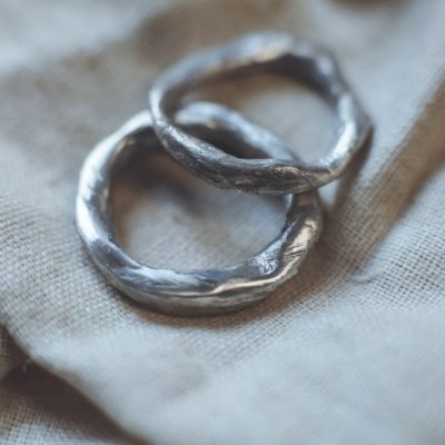 Niobe - Organic Molten Ring Set