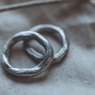 Niobe - Organic Molten Ring Set