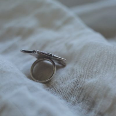 Sienna - Statement Sheriff Badge Ring