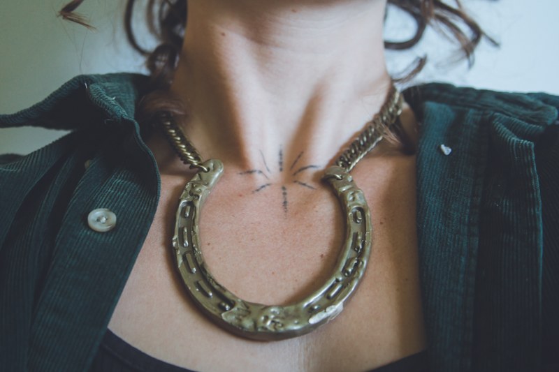 Cosima - Statement Brass Horseshoe Necklace - Image 4